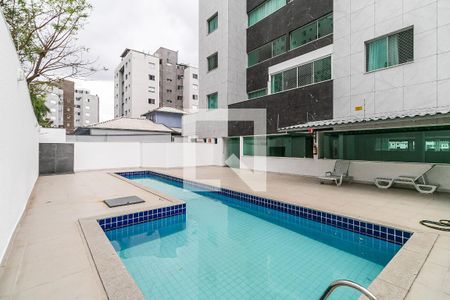 Apartamento à venda com 72m², 2 quartos e 2 vagasÁrea comum - Piscina