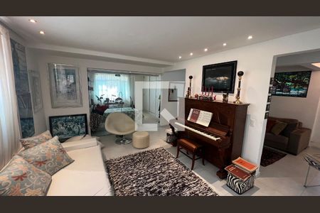 Apartamento à venda com 150m², 2 quartos e 1 vaga Apartamento à venda com 150m², 2 quartos e 1 vagaSala