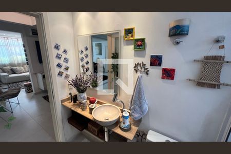Apartamento à venda com 150m², 2 quartos e 1 vaga Apartamento à venda com 150m², 2 quartos e 1 vagaBanheiro
