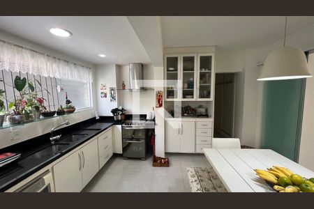 Apartamento à venda com 150m², 2 quartos e 1 vaga Apartamento à venda com 150m², 2 quartos e 1 vagaCozinha
