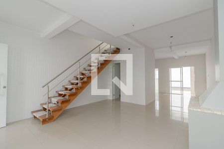Sala de casa à venda com 3 quartos, 158m² em Sarandi, Porto Alegre