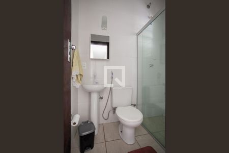 Casa à venda com 360m², 2 quartos e 8 vagas Casa à venda com 360m², 2 quartos e 8 vagasBanheiro Social