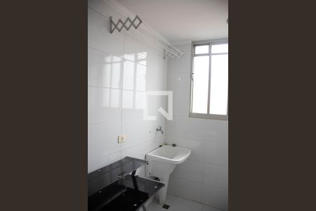 Apartamento para alugar com 57m², 2 quartos e 1 vagaArea de serviço