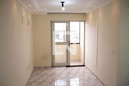 Sala de apartamento para alugar com 2 quartos, 57m² em Vila Carmosina, São Paulo