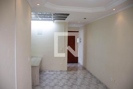 Sala de apartamento para alugar com 2 quartos, 57m² em Vila Carmosina, São Paulo