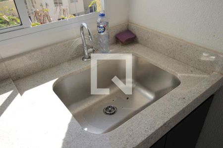 Apartamento à venda com 42m², 2 quartos e 1 vagaCozinha e Área de Serviço