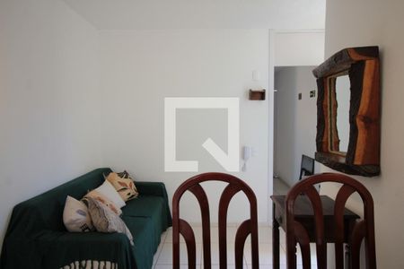 Sala de apartamento à venda com 2 quartos, 42m² em Trevo, Belo Horizonte