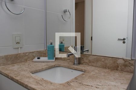 Apartamento à venda com 71m², 3 quartos e 1 vagaBanheiro da Suite