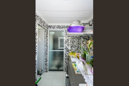 Apartamento à venda com 140m², 3 quartos e 3 vagas Apartamento à venda com 140m², 3 quartos e 3 vagasÁrea de Serviço