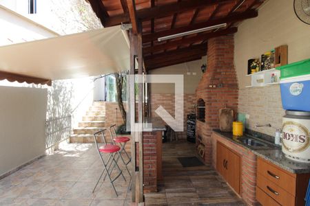 Casa à venda com 105m², 2 quartos e 2 vagasÁrea de Lazer