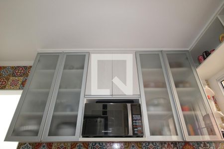 Casa à venda com 105m², 2 quartos e 2 vagasCozinha - Armários