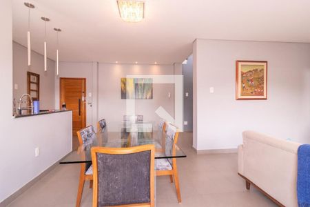 Apartamento à venda com 3 quartos, 180m² em Lagoinha, Belo Horizonte