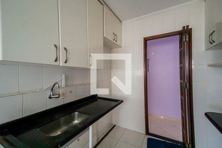 Apartamento para alugar com 64m², 2 quartos e 2 vagas Apartamento para alugar com 64m², 2 quartos e 2 vagasCozinha