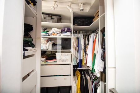 Apartamento à venda com 113m², 3 quartos e 1 vagaCloset do Quarto 2