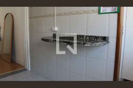 Apartamento à venda com 68m², 2 quartos e 2 vagasCozinha