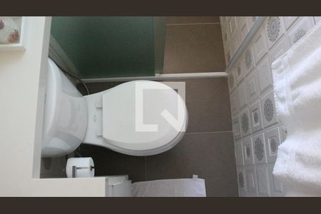 Apartamento à venda com 68m², 2 quartos e 2 vagasBanheiro da Suíte