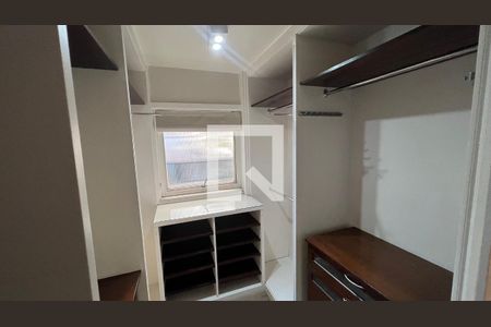 Apartamento para alugar com 227m², 3 quartos e 3 vagasCloset da suíte 1