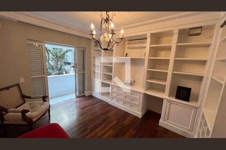 Apartamento para alugar com 227m², 3 quartos e 3 vagasSala de TV