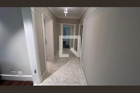 Apartamento para alugar com 227m², 3 quartos e 3 vagasCorredor
