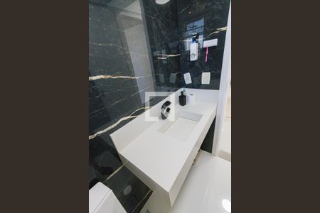 Apartamento à venda com 80m², 2 quartos e 1 vagaBanheiro Social