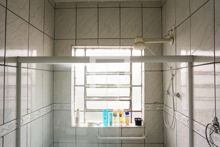 Casa à venda com 328m², 2 quartos e 5 vagas Casa à venda com 328m², 2 quartos e 5 vagasBanheiro