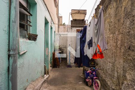 Casa à venda com 328m², 2 quartos e 5 vagas Casa à venda com 328m², 2 quartos e 5 vagasÁrea comum