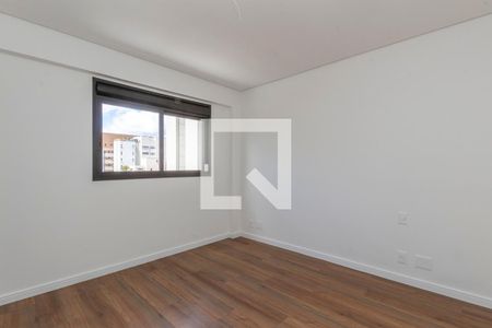 Apartamento à venda com 132m², 3 quartos e 2 vagasQuarto Suíte