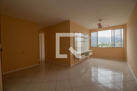 Apartamento à venda com 60m², 2 quartos e 1 vaga Apartamento à venda com 60m², 2 quartos e 1 vagaSala