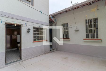 Casa à venda com 200m², 3 quartos e 5 vagasQuintal