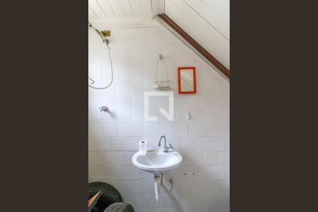 Casa à venda com 200m², 3 quartos e 5 vagasBanheiro de serviço