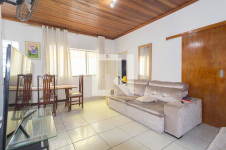 Sala de casa à venda com 4 quartos, 94m² em Cidade Mãe do Céu, São Paulo