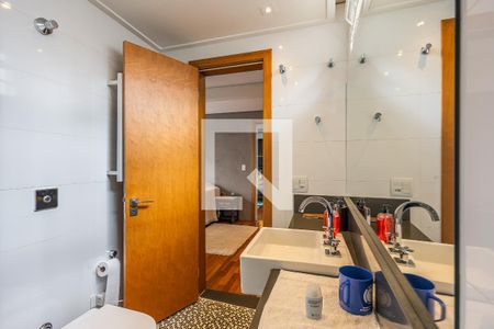 Apartamento à venda com 80m², 1 quarto e sem vagaBanheiro da Suíte