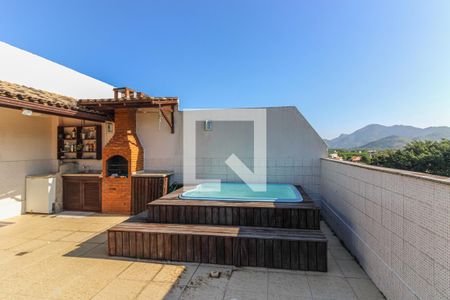 Apartamento à venda com 162m², 4 quartos e 1 vagaTerraço - Piscina