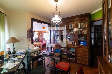 Apartamento à venda com 169m², 3 quartos e 3 vagasEscritório