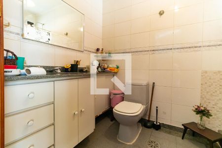 Apartamento à venda com 169m², 3 quartos e 3 vagasBanheiro da Suíte 2