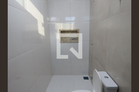 Banheiro da Suíte de casa para alugar com 2 quartos, 78m² em Conjunto Residencial Rodoviário, Goiânia