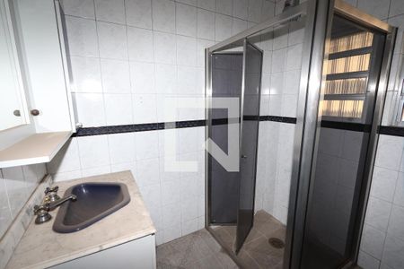 Banheiro de casa para alugar com 4 quartos, 500m² em São Rafael, São Paulo