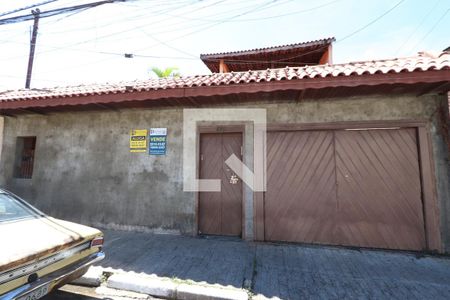 Casa para alugar com 500m², 4 quartos e 2 vagasFachada