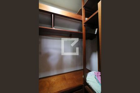 Apartamento para alugar com 100m², 4 quartos e 1 vagaCloset do Quarto 3