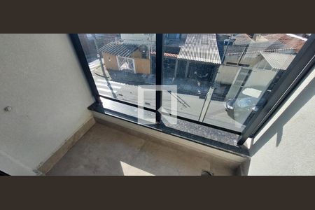 Casa à venda com 121m², 2 quartos e 3 vagas Casa à venda com 121m², 2 quartos e 3 vagasSacada Quarto suíte 1