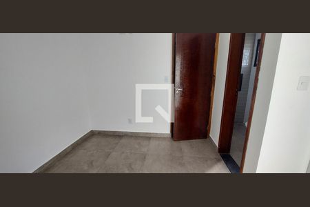 Quarto suíte 1 de casa à venda com 2 quartos, 121m² em Vila Lucinda, Santo André