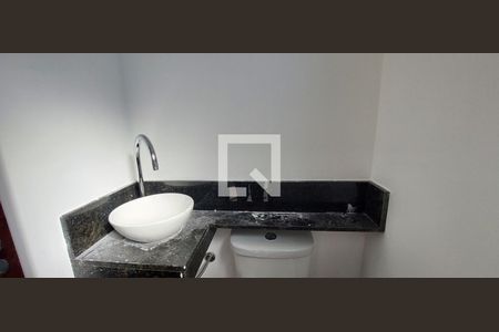 Casa à venda com 121m², 2 quartos e 3 vagas Casa à venda com 121m², 2 quartos e 3 vagasLavabo