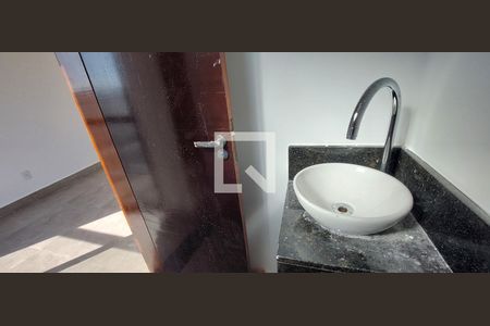 Casa à venda com 121m², 2 quartos e 3 vagas Casa à venda com 121m², 2 quartos e 3 vagasLavabo