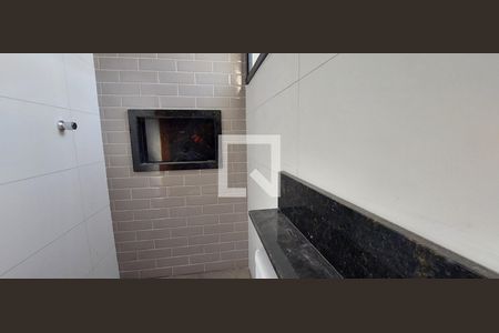 Casa à venda com 121m², 2 quartos e 3 vagas Casa à venda com 121m², 2 quartos e 3 vagasBanheiro Quarto suíte 1