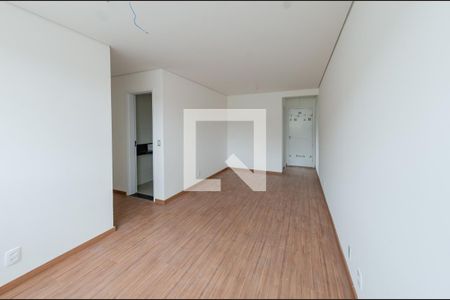 Sala de apartamento à venda com 3 quartos, 70m² em Caiçara-adelaide, Belo Horizonte