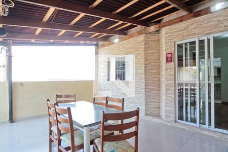 Casa para alugar com 70m², 2 quartos e sem vagaÁrea de Serviço