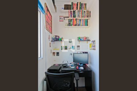 Casa para alugar com 70m², 2 quartos e sem vagaEscritório