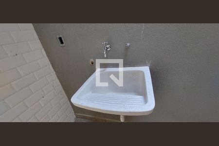 Casa à venda com 121m², 2 quartos e 2 vagas Casa à venda com 121m², 2 quartos e 2 vagasÁrea de Serviço