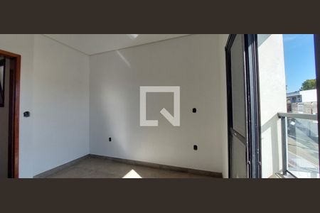 Casa à venda com 121m², 2 quartos e 2 vagas Casa à venda com 121m², 2 quartos e 2 vagasQuarto 1 suíte