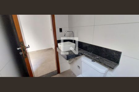 Casa à venda com 121m², 2 quartos e 2 vagas Casa à venda com 121m², 2 quartos e 2 vagasBanheiro Quarto 2 suíte